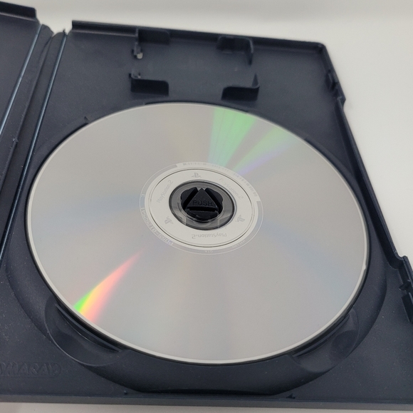 PlayStation 2 Ratchet Clank Up Your Arsenal - Picture 4 of 4